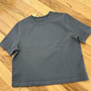 Lululemon Women’s Olive/Gray Minimalistic Short Sleeve Classic Sweater Top